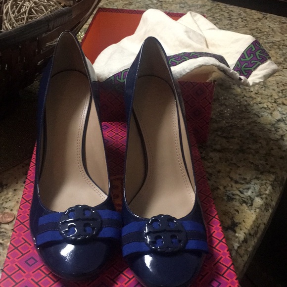 Tory Burch Shoes for sale - Picture 2 of 5